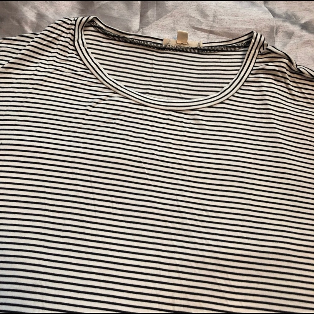 Zinana Striped T-shirt - Picture 3 of 4